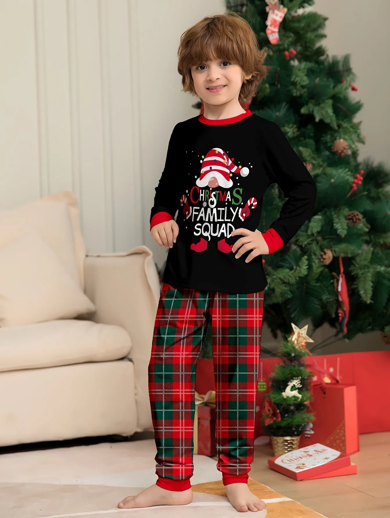 Youngsters' Cozy Christmas Pajama Set - Flame-Resistant, Long Sleeve & Plaid Pants with Festive Print for Boys and Girls, Perfect for Fall/Winter